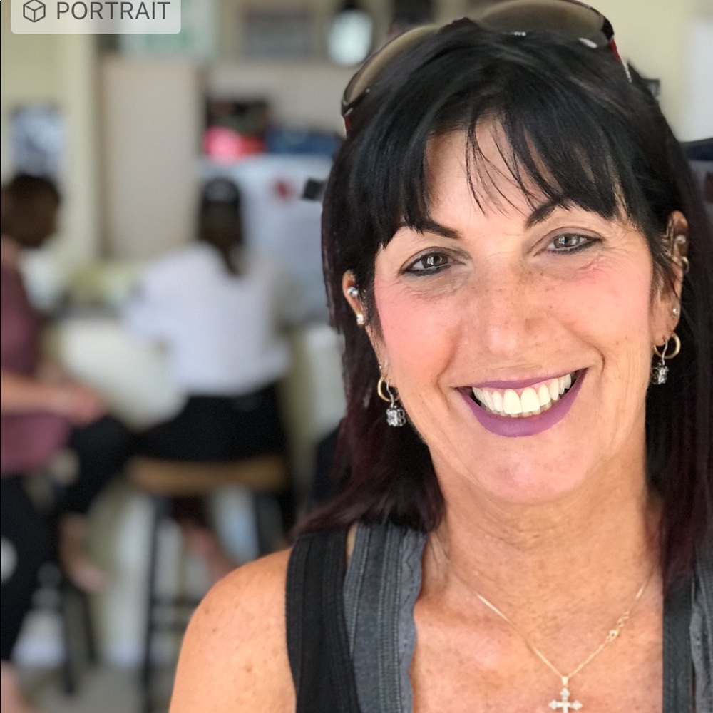 Meet your Posher, Mary lou